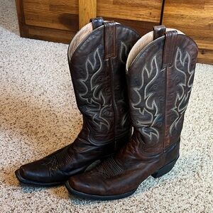 Stetson Brown Cowboy Boots with Cream Stitching